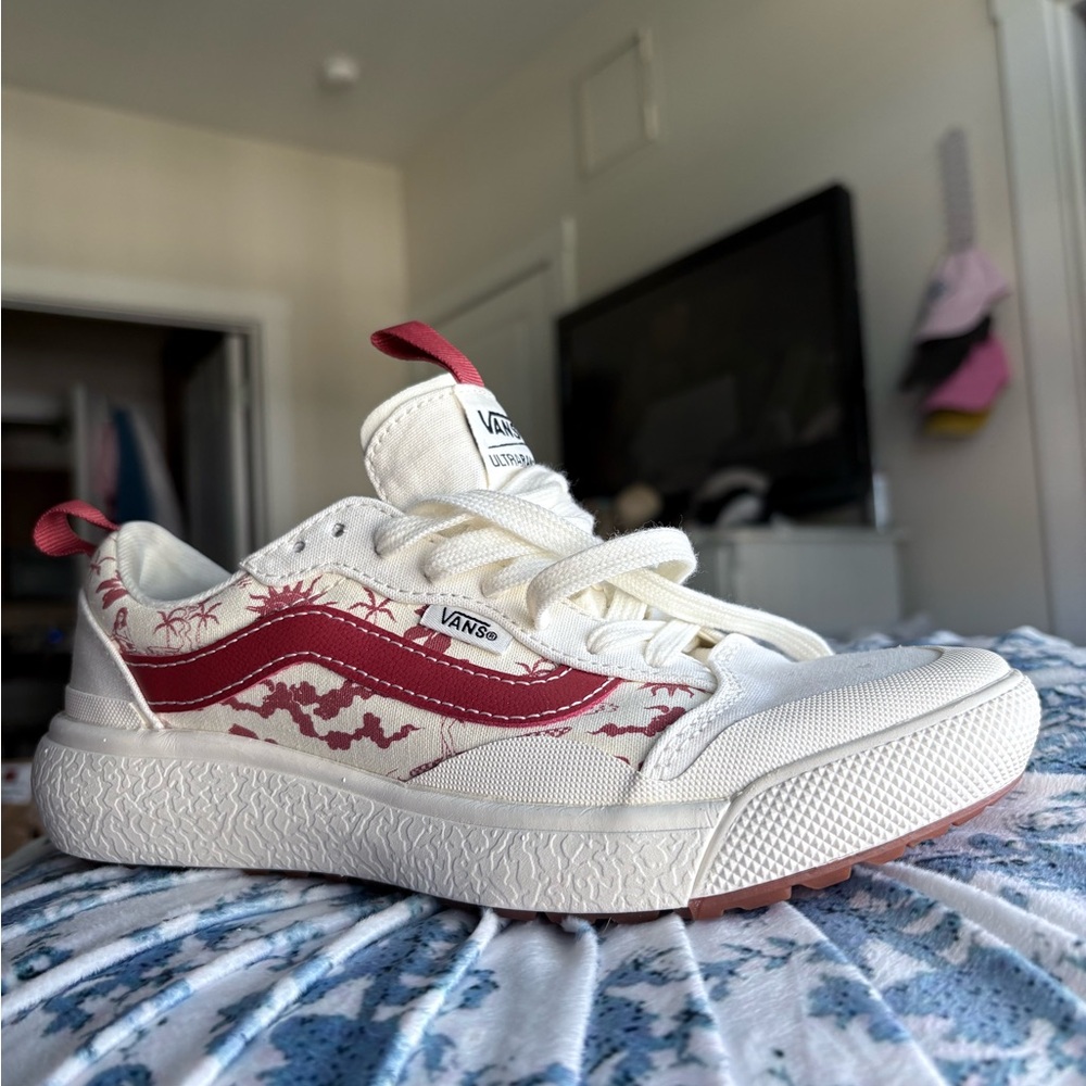 Vans Ultra Range